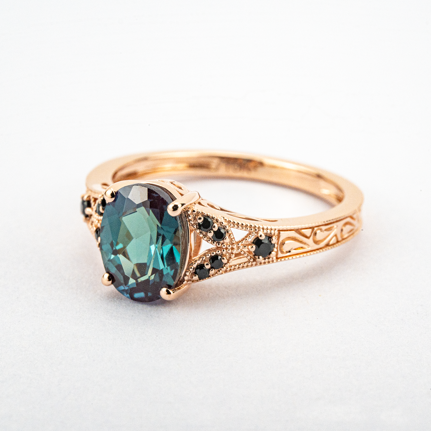 Vintage Oval Alexandrite and Black Onyx Rose Gold Pattern Ring Alexandrite Engagement Ring