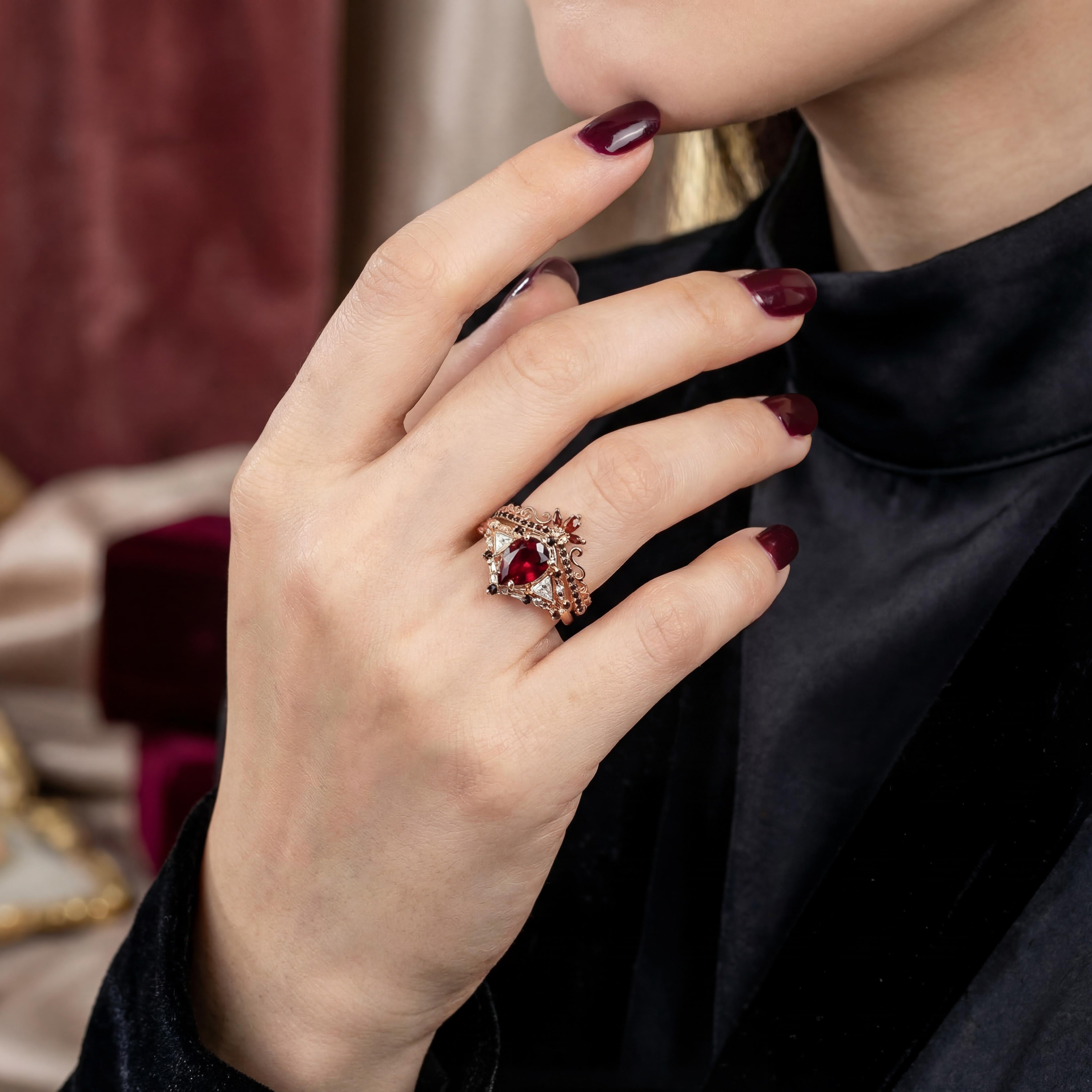 Three-Stone Unique Pear Shaped Garnet Rose Gold Ring Set with Moissanite&Black Onyx Engagement Ring Set