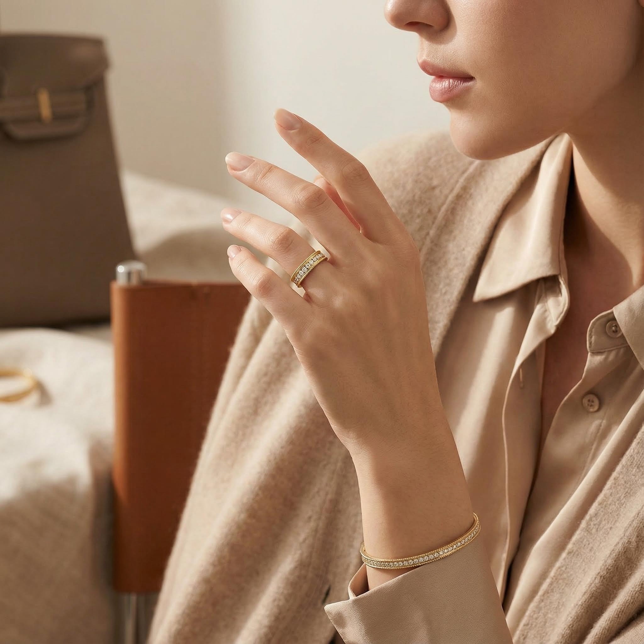 FLUXIS - Yellow Gold Moissanite Vintage Engagement Ring Classic Style Wedding Ring