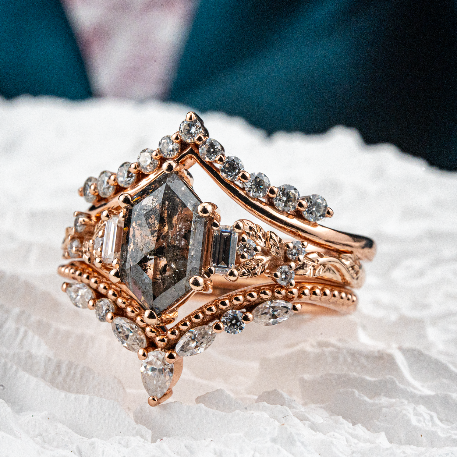 Luxurious Ring Set with Long Hexagon Salt and Pepper Diamond for Exquisite Taste