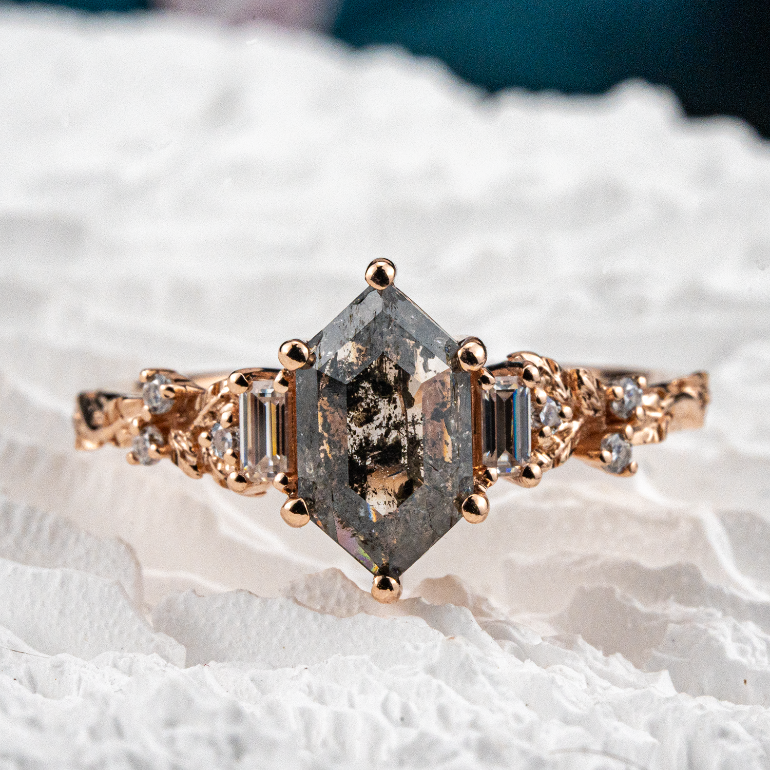 Luxurious Ring Set with Long Hexagon Salt and Pepper Diamond for Exquisite Taste