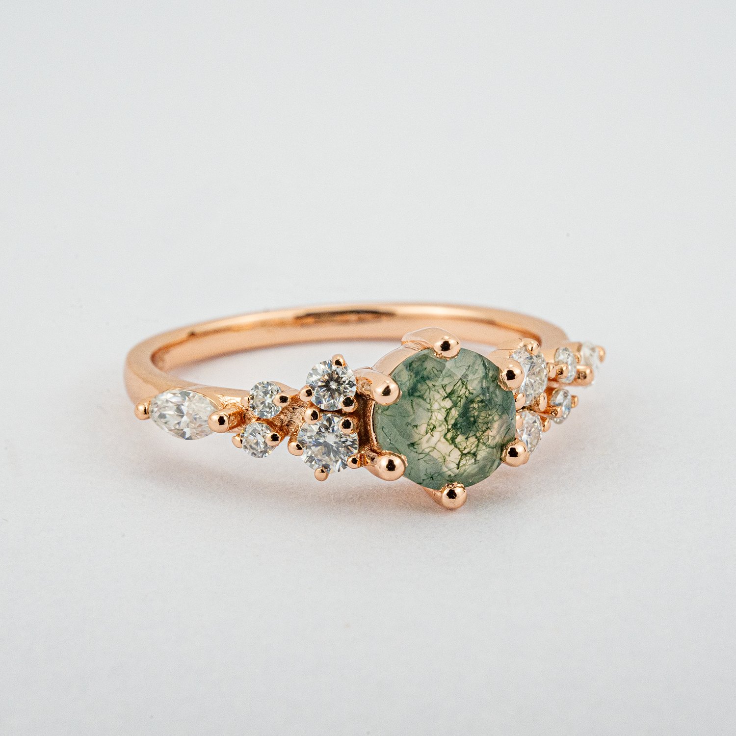 Retro Style Round Moss Agate Rose Gold Ring - Perfect choice for an elegant vintage-inspired engagement piece
