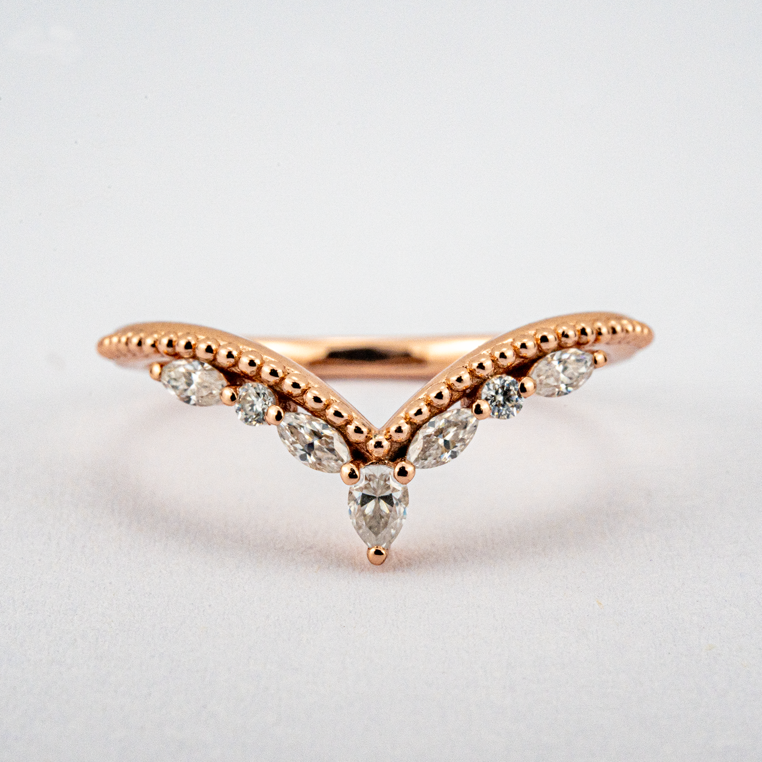 Luxurious Ring Set with Long Hexagon Salt and Pepper Diamond for Exquisite Taste