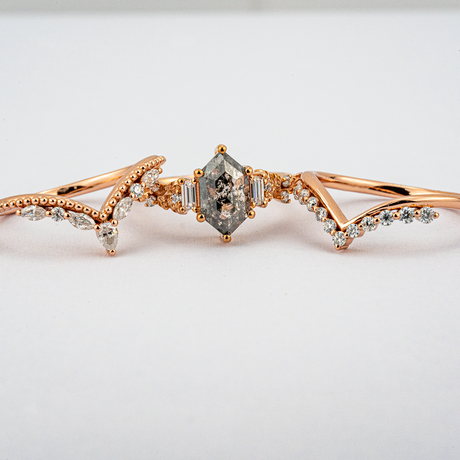 Luxurious Ring Set with Long Hexagon Salt and Pepper Diamond for Exquisite Taste
