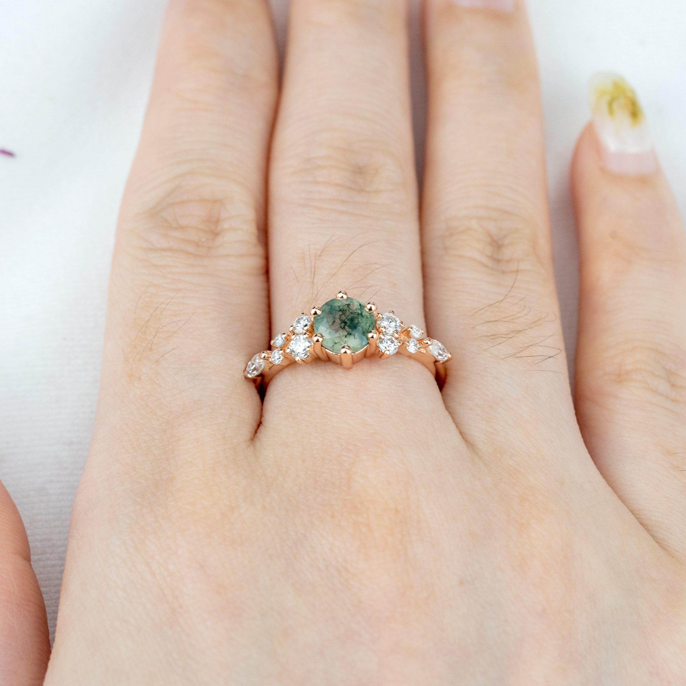 Retro Style Round Moss Agate Rose Gold Ring - Perfect choice for an elegant vintage-inspired engagement piece