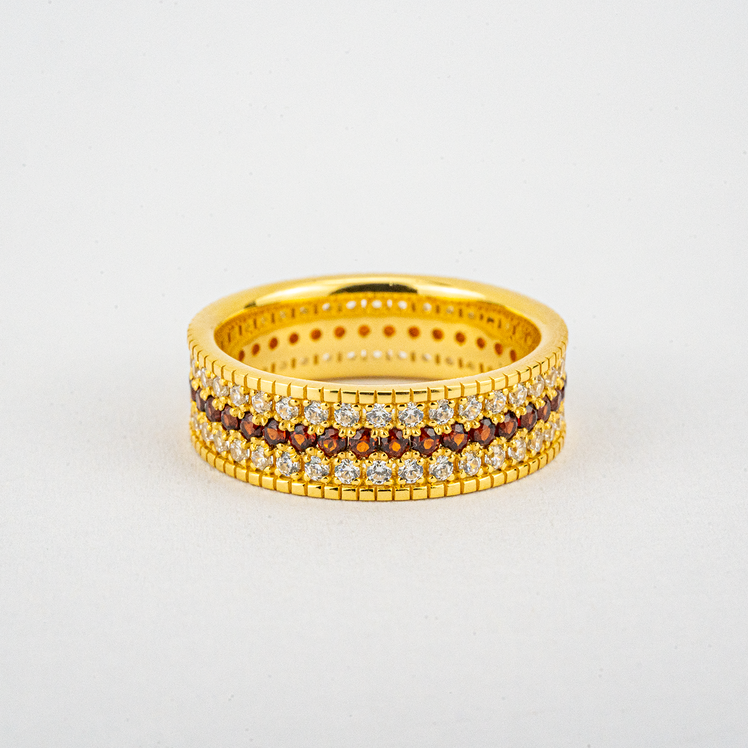 FLUXIS - Yellow Gold Diamond& Garnet Vintage Engagement Ring Classic Style Royal
