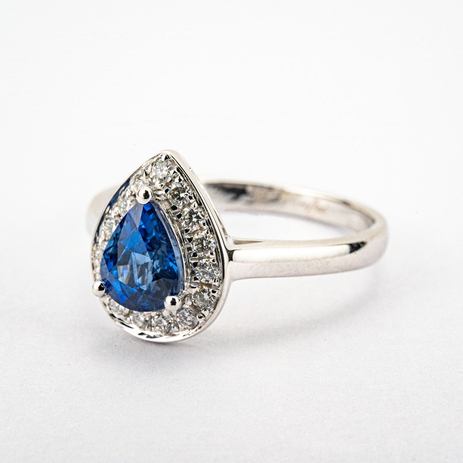 Luxury Teardrop Sapphire Diamond Ring Engagement White Gold Ring