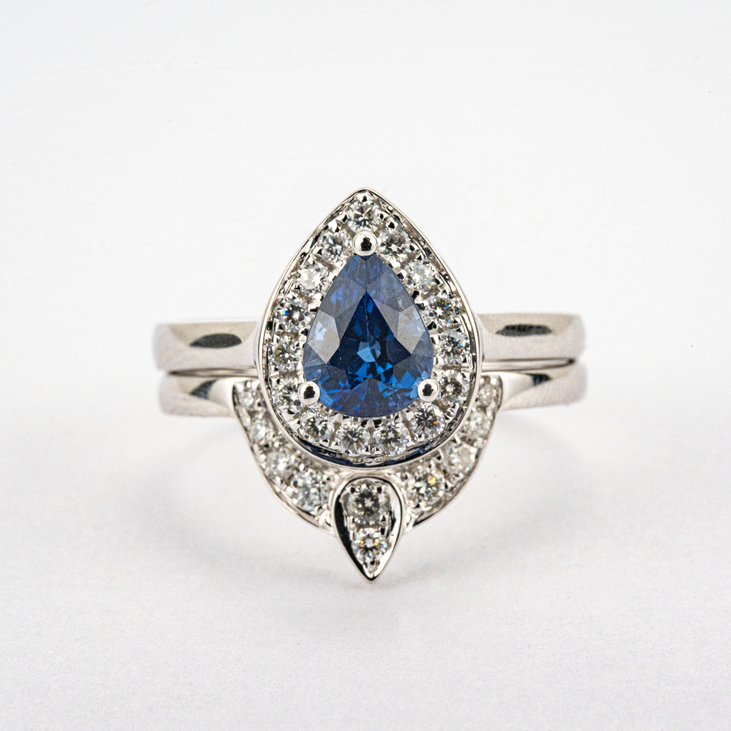 Luxury Teardrop Sapphire Diamond Ring Engagement White Gold Ring Set
