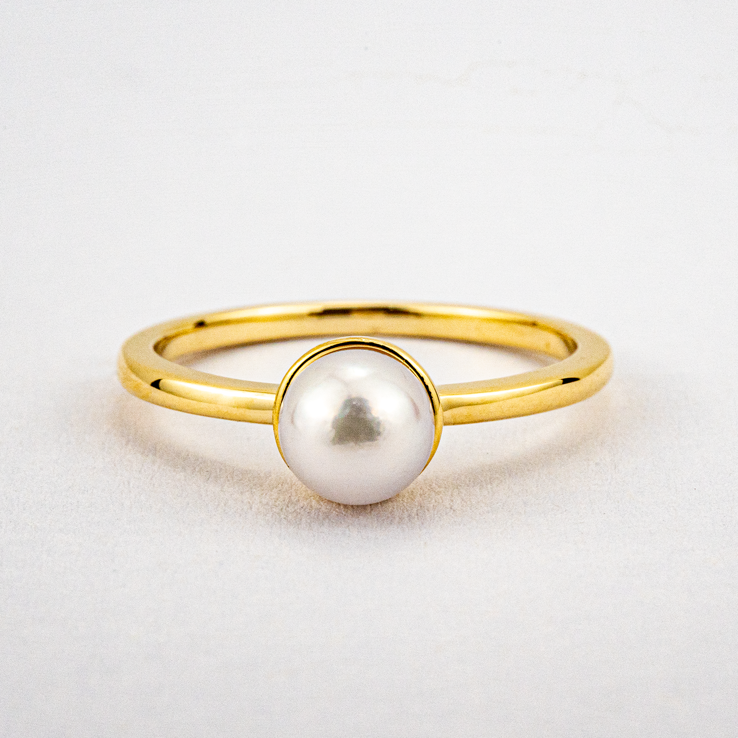 Minimalist Natural Round Akoya Pearl Engagement Ring