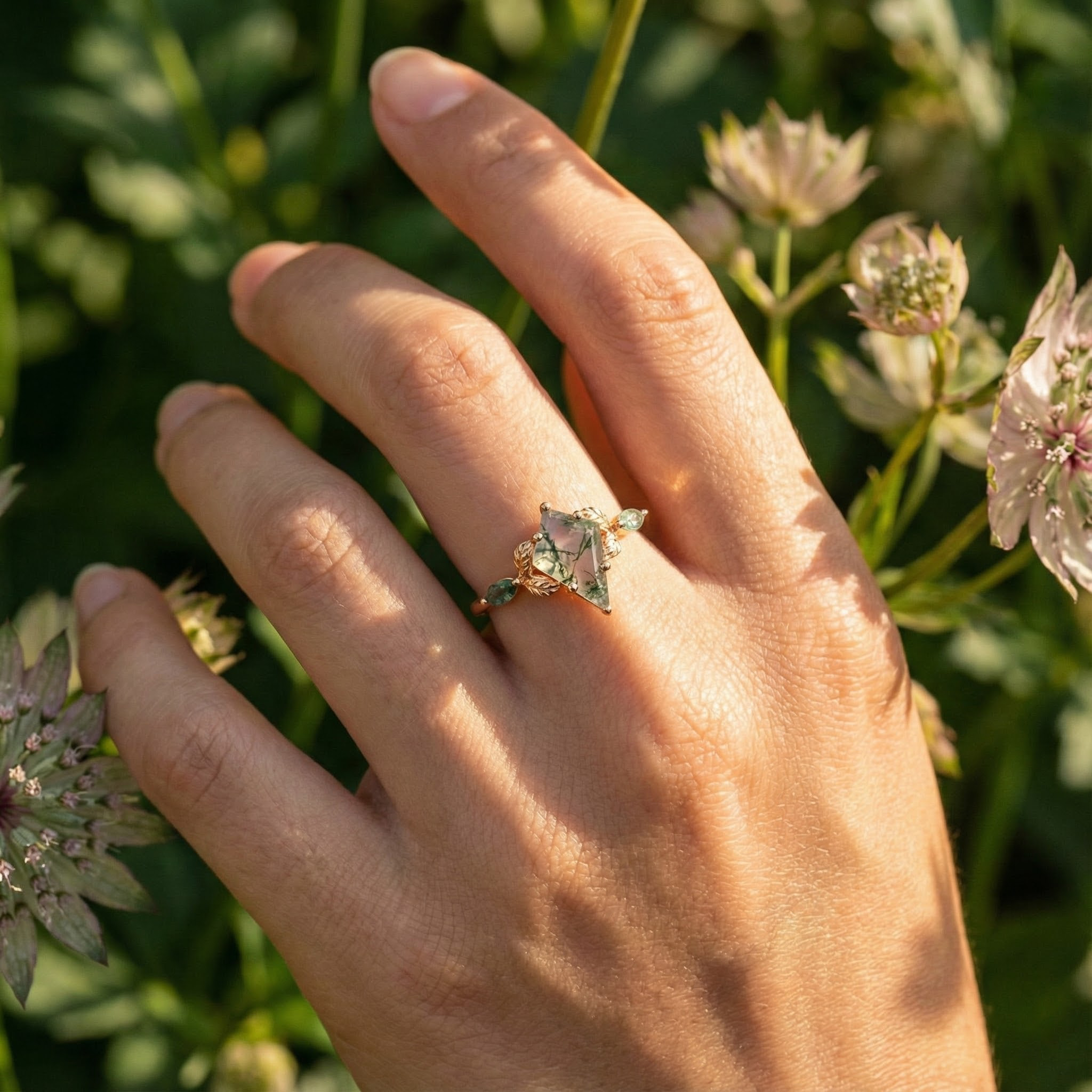 Kite Moss Agate Ring with Leaf Design for Nature Inspired Engagement